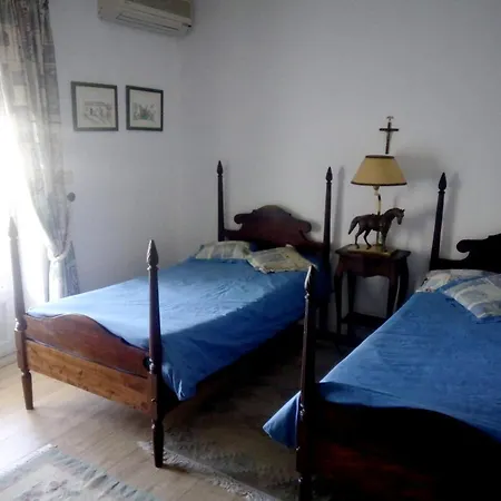 With 2 Bedrooms In With Wonderful City View Shared Pool And Enclosed Garden 2 Km From The Beach Apartament